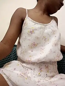 baby girl 099 online show from 23, 7, 2026