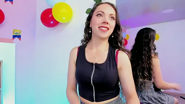 AshleyBenoitt online show from 8, 7, 2026