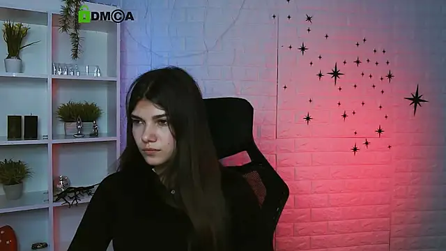 kiaraa belle online show from 17, 6, 2026