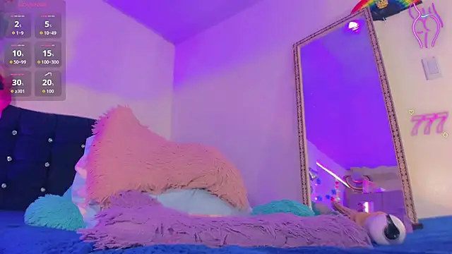 Samanthaa Hot   online show from 28, 7, 2026