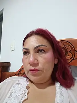 Agata Traviesa online show from 14, 7, 2026
