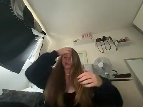 Violetsinxx online show from 12, 6, 2026