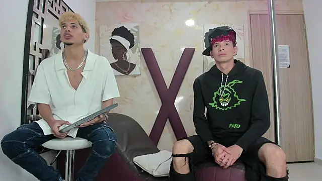 Hot skinny guys online show from 4, 7, 2026