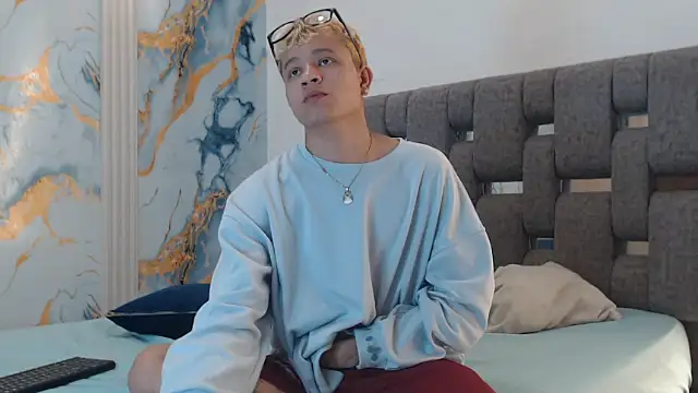 Thick cock guys online show from 25, 7, 2026