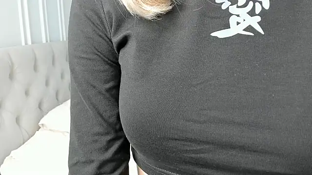 Janet Johnson online show from 12, 6, 2026