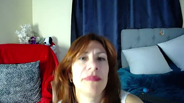 Snapshot of ivi_queen chatting on 25, 7, 2026 ivi queen online show from 25, 7, 2026