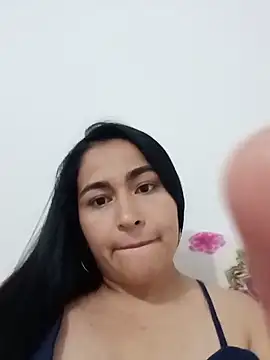 Carolina Velez pm online show from 9, 6, 2026