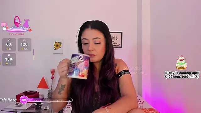 LauraToro  online show from 24, 9, 2025