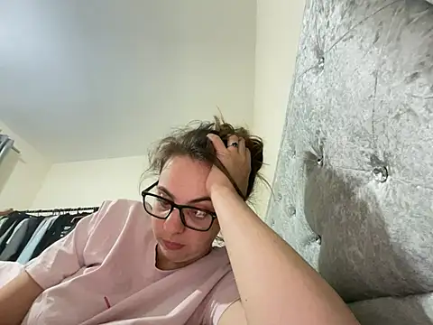 Cindysweetceex online show from 24, 7, 2026