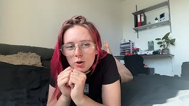 LeaLoveXXX online show from 22, 6, 2026