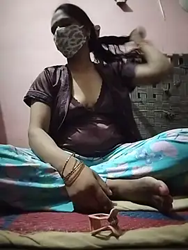 House girl22 online show from 14, 7, 2026