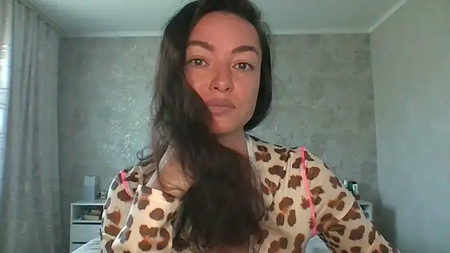 Mia Salamanka online show from 24, 6, 2026