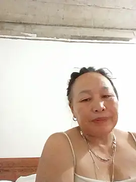 Snapshot of lylylai chatting on 4, 7, 2026 lylylai online show from 4, 7, 2026