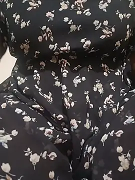 milkboobsmom online show from 11, 6, 2026