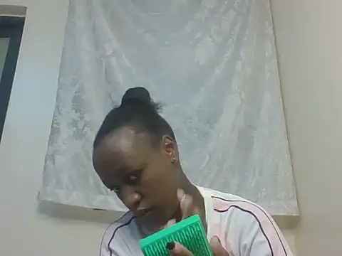 Sweet-cherrry online show from 4, 7, 2026