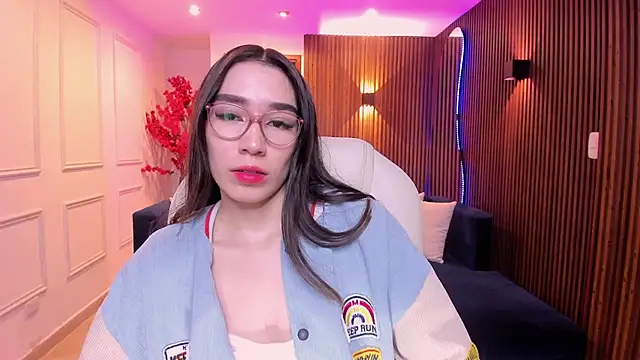 Emma caarter  online show from 25, 7, 2026