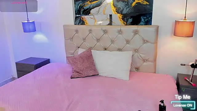 Miss Kloee online show from 29, 6, 2026