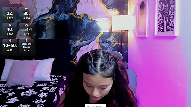 Miss Kloee online show from 15, 6, 2026