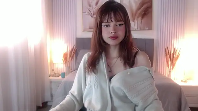 Snapshot of Evelynn_fox_ chatting on 20, 6, 2026 Evelynn fox online show from 20, 6, 2026