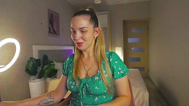babbyalexandra online show from 13, 7, 2026