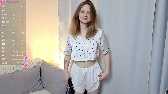 sweetie-cat online show from 4, 7, 2026
