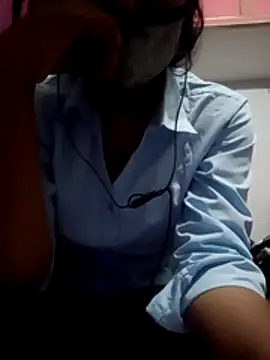 Virgin girl 001 online show from 10, 6, 2026