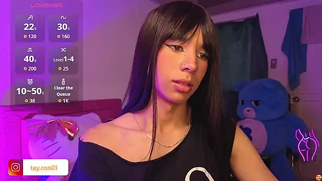 lady Tayron online show from 12, 6, 2026