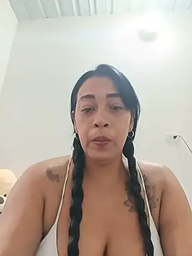 Snapshot of candelahot10 chatting on 3, 7, 2026 candelahot10 online show from 3, 7, 2026