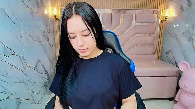 Aleja r  online show from 21, 6, 2026