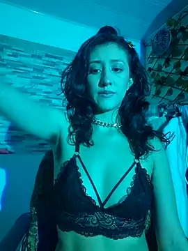 Snapshot of _valerianam chatting on 30, 6, 2026 valerianam online show from 30, 6, 2026