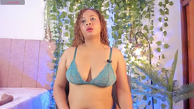 leilapom online show from 30, 6, 2026