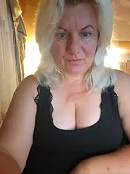 VikaRaine555 online show from 20, 7, 2026