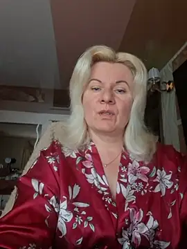 VikaRaine555 online show from 15, 6, 2026