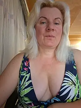 VikaRaine555 online show from 21, 7, 2026