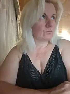 VikaRaine555 online show from 23, 7, 2026