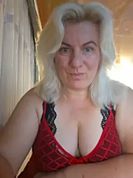 VikaRaine555 online show from 24, 7, 2026