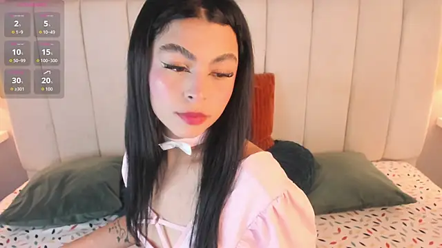Kylie Mckenzie online show from 25, 7, 2026