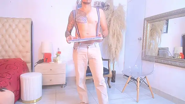 NinaAndRocco online show from 26, 6, 2026
