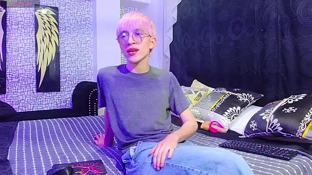 axell stone  online show from 21, 7, 2026