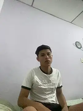 Snapshot of Antoni150906 chatting on 11, 6, 2026 Antoni150906 online show from 11, 6, 2026