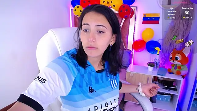 Camiila  1 online show from 15, 6, 2026