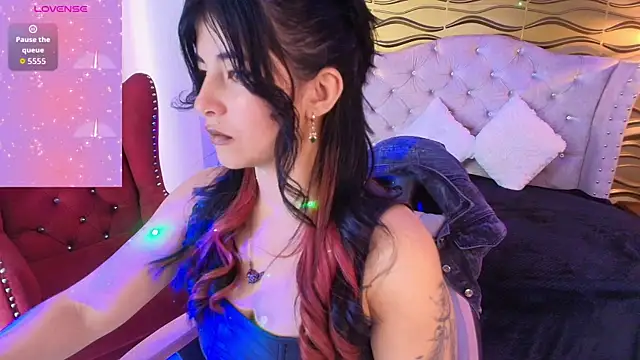  Ninaharpper online show from 20, 6, 2026