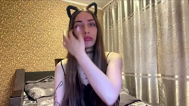 Snapshot of Glory_snow chatting on 15, 6, 2026 Glory snow online show from 15, 6, 2026