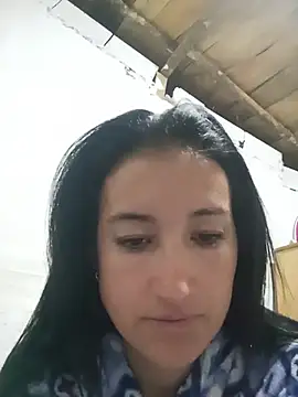 Adriananoir online show from 10, 6, 2026