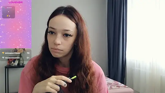 Snapshot of AyeHoney chatting on 14, 7, 2026 AyeHoney online show from 14, 7, 2026