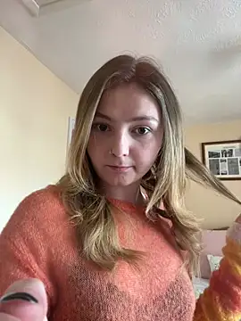 Snapshot of ChloeRaexox chatting on 15, 6, 2026 ChloeRaexox online show from 15, 6, 2026