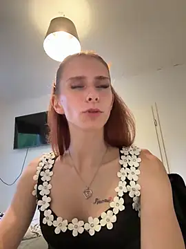 CherryBellaa online show from 11, 6, 2026