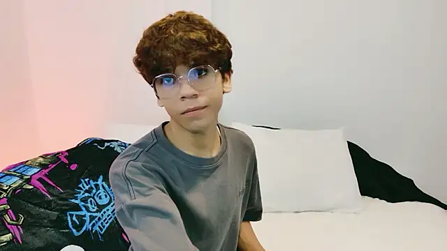 Samy Twink online show from 19, 7, 2026