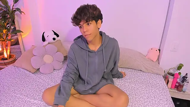 Samy Twink online show from 21, 6, 2026