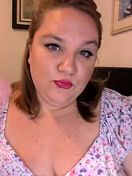 Snapshot of Jonesinjil chatting on 25, 6, 2026 Jonesinjil online show from 25, 6, 2026